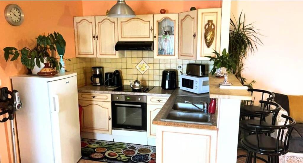 Charmante Maison Au Calme Sainte-Maure ภายนอก รูปภาพ